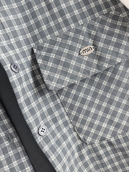 現+預｜自帶造型感披肩襯衫【測試】